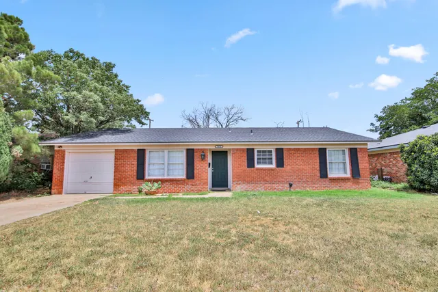 Front exterior — 5424 13th Street, Lubbock, TX 79416