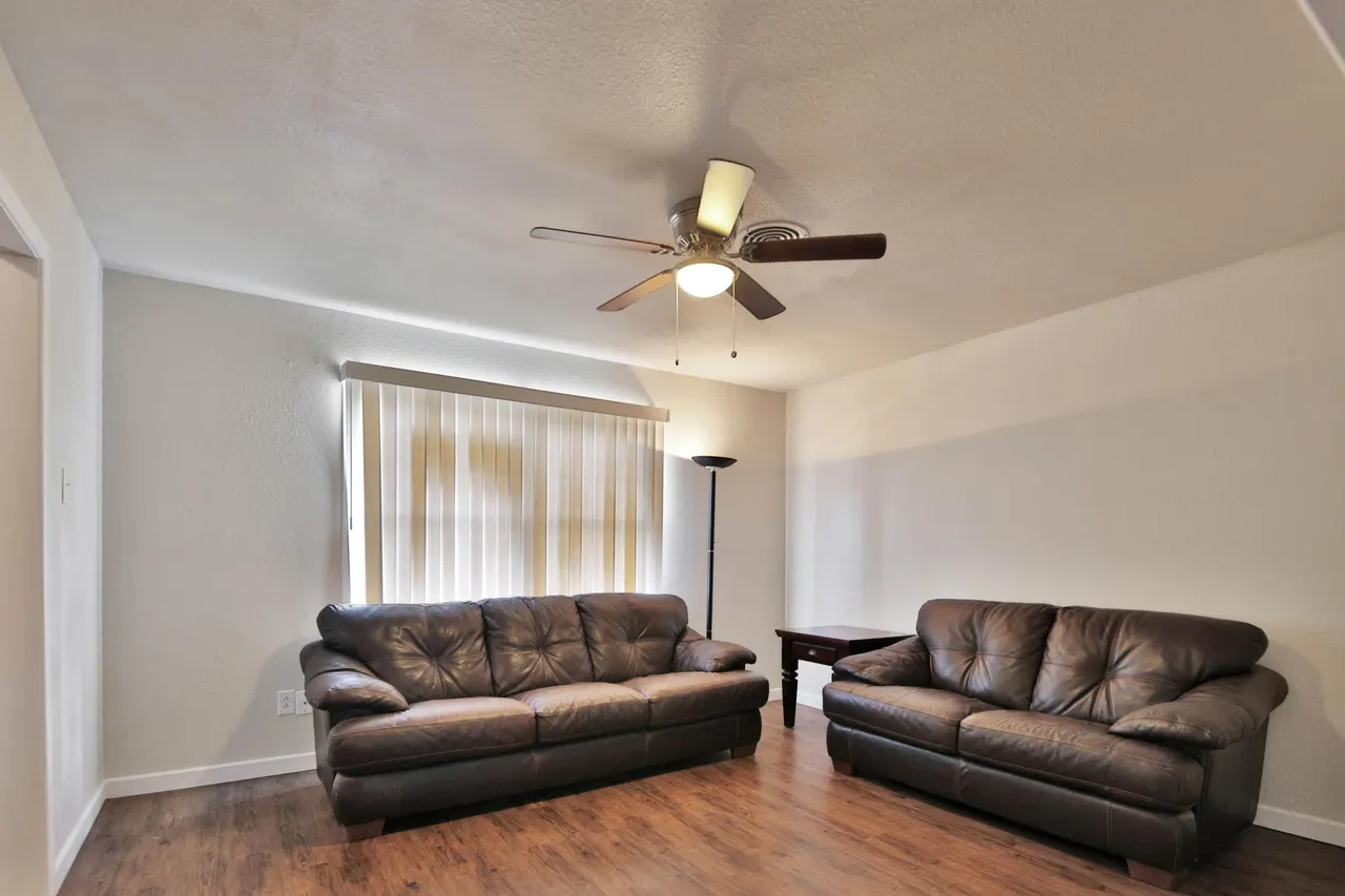 Photo 6 — 5424 13th Street, Lubbock, TX 79416