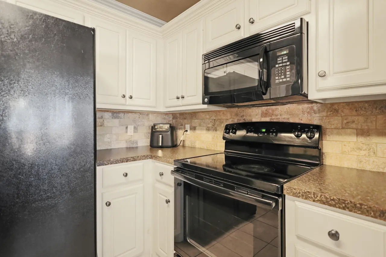 Photo 12 — 1308 Windsor Avenue, Wolfforth, TX 79382