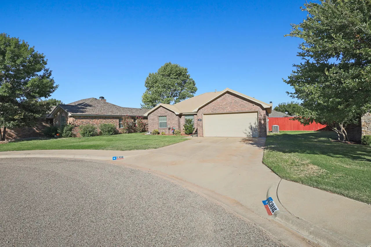 Photo 2 — 1308 Windsor Avenue, Wolfforth, TX 79382