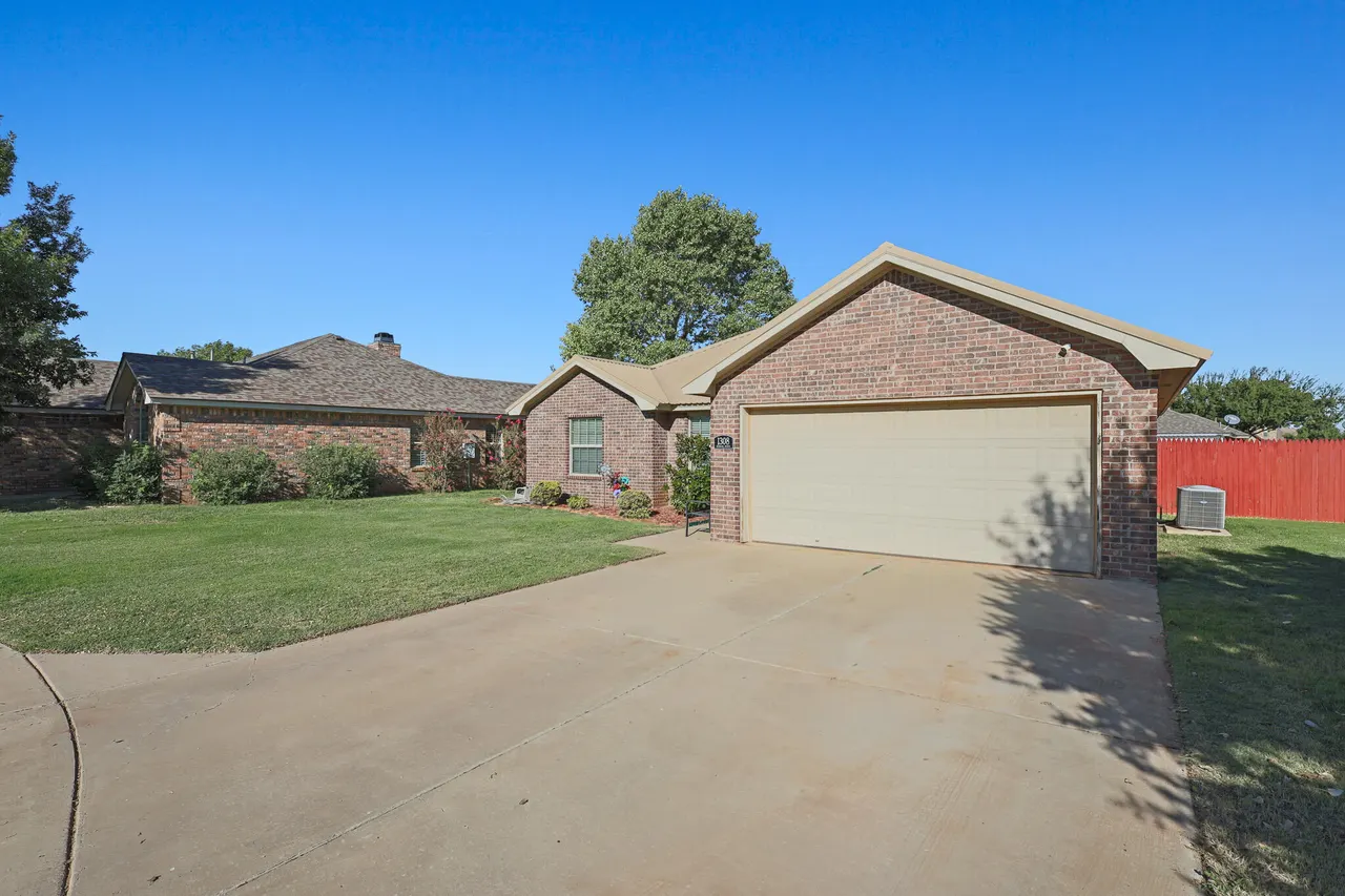 Photo 3 — 1308 Windsor Avenue, Wolfforth, TX 79382