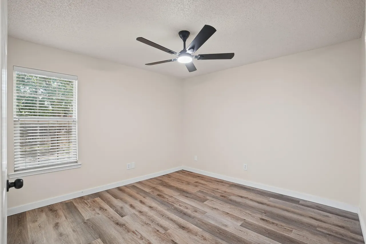 Photo 21 — 9803 Huron Avenue, Lubbock, TX 79424