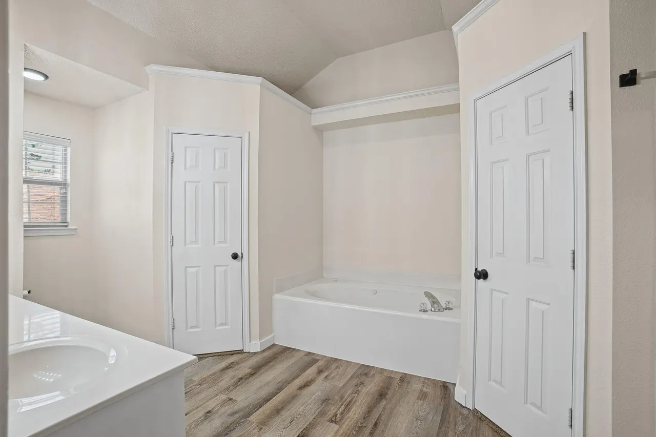 Photo 33 — 9803 Huron Avenue, Lubbock, TX 79424