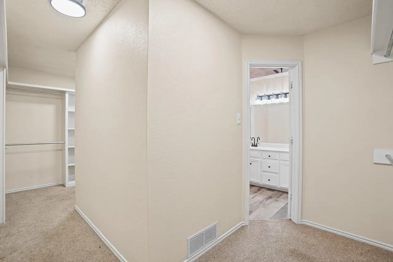 Photo 39 — 9803 Huron Avenue, Lubbock, TX 79424
