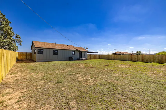 Photo 6 — 105 Spade Highway, Anton, TX 79313