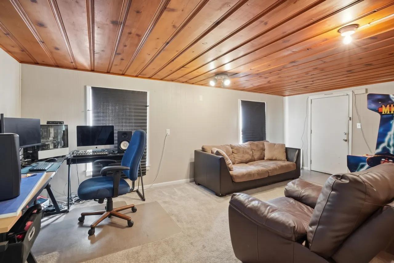 Photo 14 — 3601 33rd Street, Lubbock, TX 79410