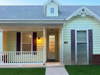 Sold home at 2122 10th Street