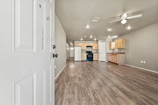 Photo 5 — 2311 Cedar Avenue, Lubbock, TX 79404