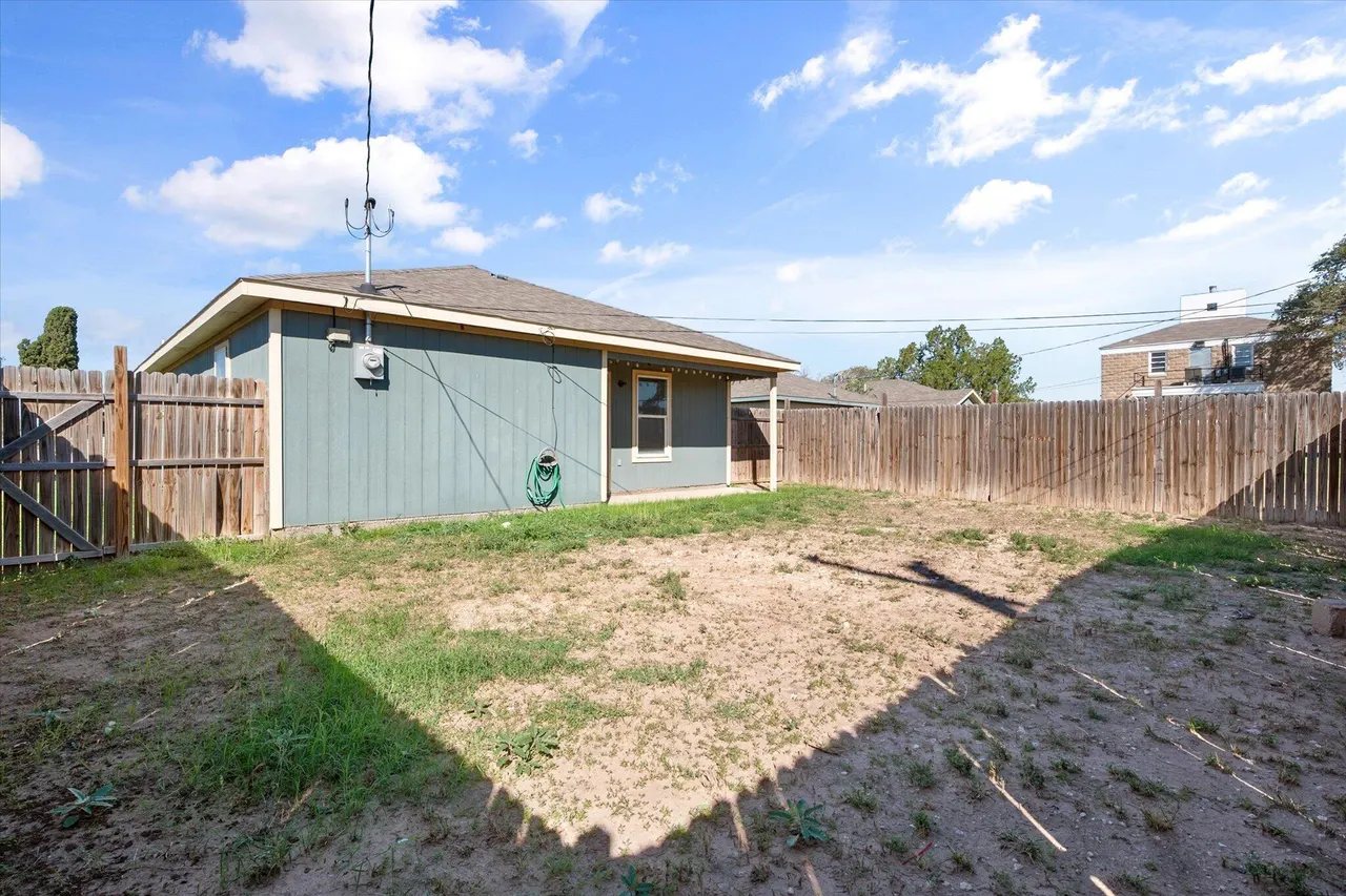 Photo 25 — 2311 Cedar Avenue, Lubbock, TX 79404