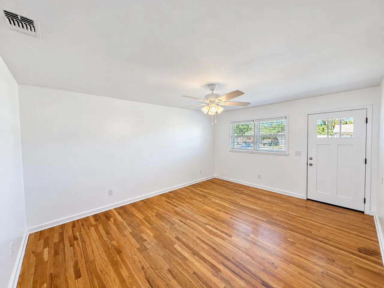 Photo 3 — 2519 40th Street, Lubbock, TX 79413