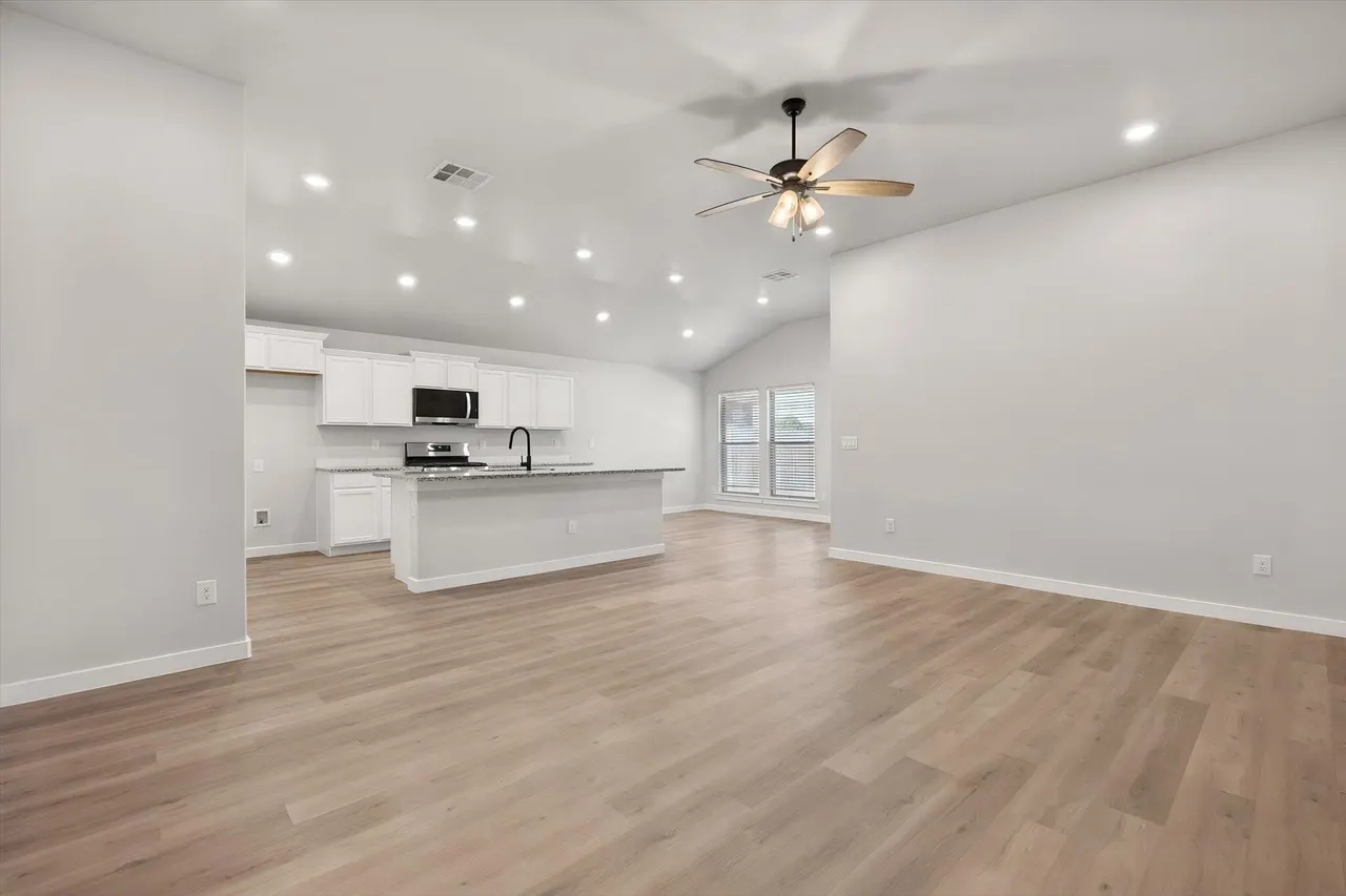 Photo 9 — 3522 Turner Avenue, Lubbock, TX 79407