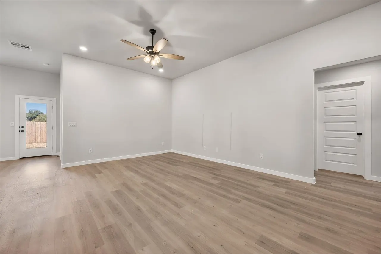 Photo 10 — 3522 Turner Avenue, Lubbock, TX 79407