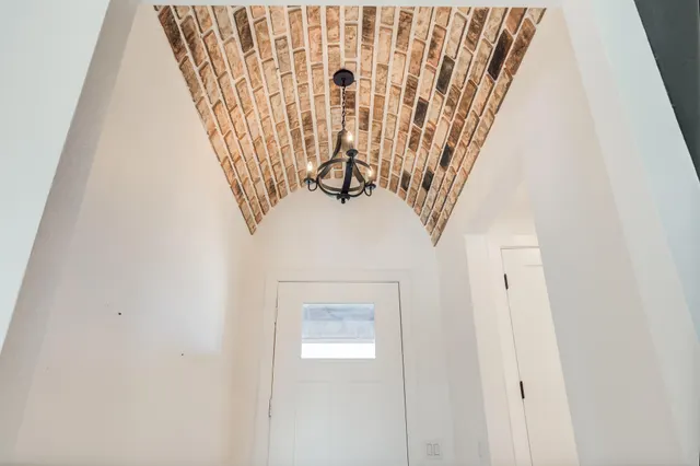 Photo 8 — 823 13th Street, Wolfforth, TX 79382