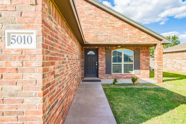 Photo 2 — 5010 Lehigh Street, Lubbock, TX 79416