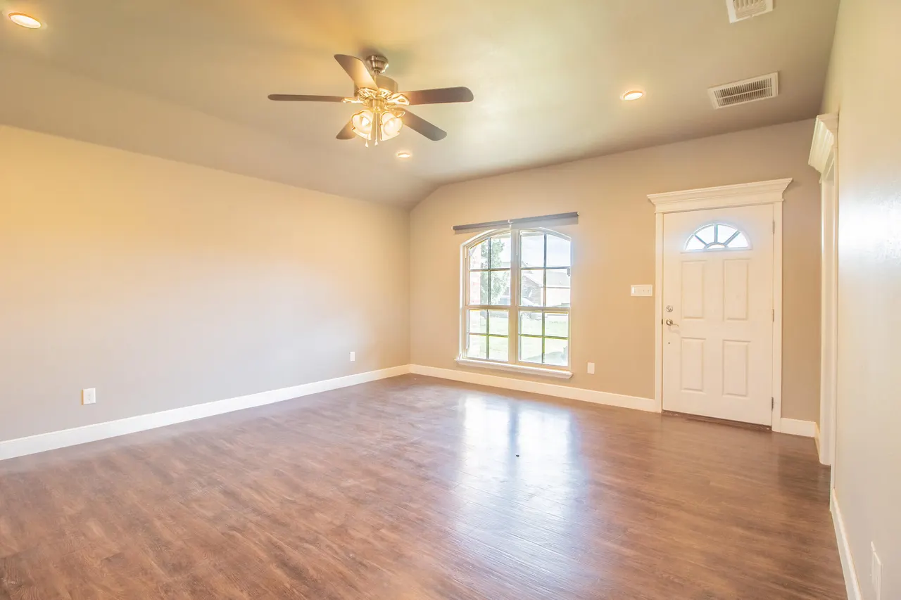 Photo 7 — 5010 Lehigh Street, Lubbock, TX 79416
