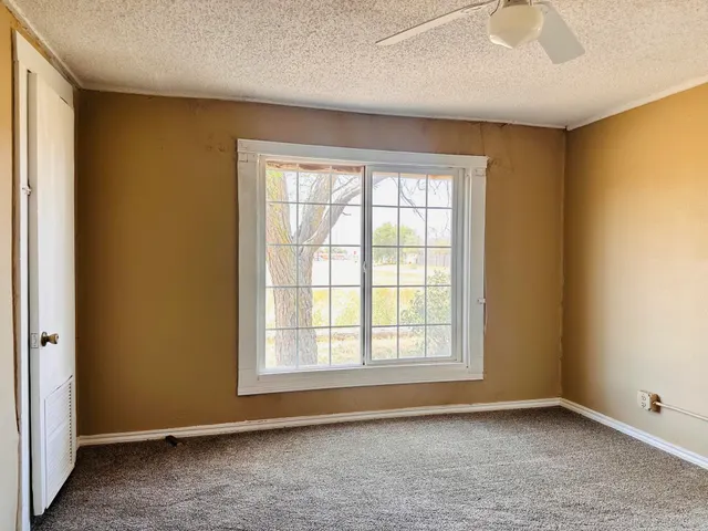 Photo 6 — 401 W Ross Street, Floydada, TX 79235