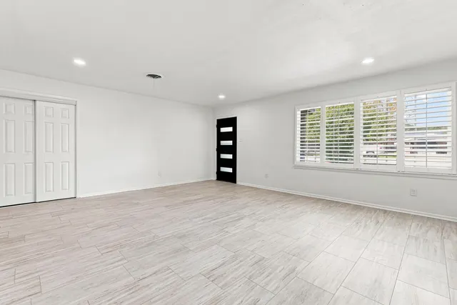 Photo 3 — 4907 17th Street, Lubbock, TX 79416