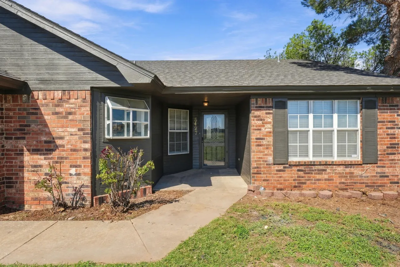Photo 2 — 5724 Cornell Street, Lubbock, TX 79416