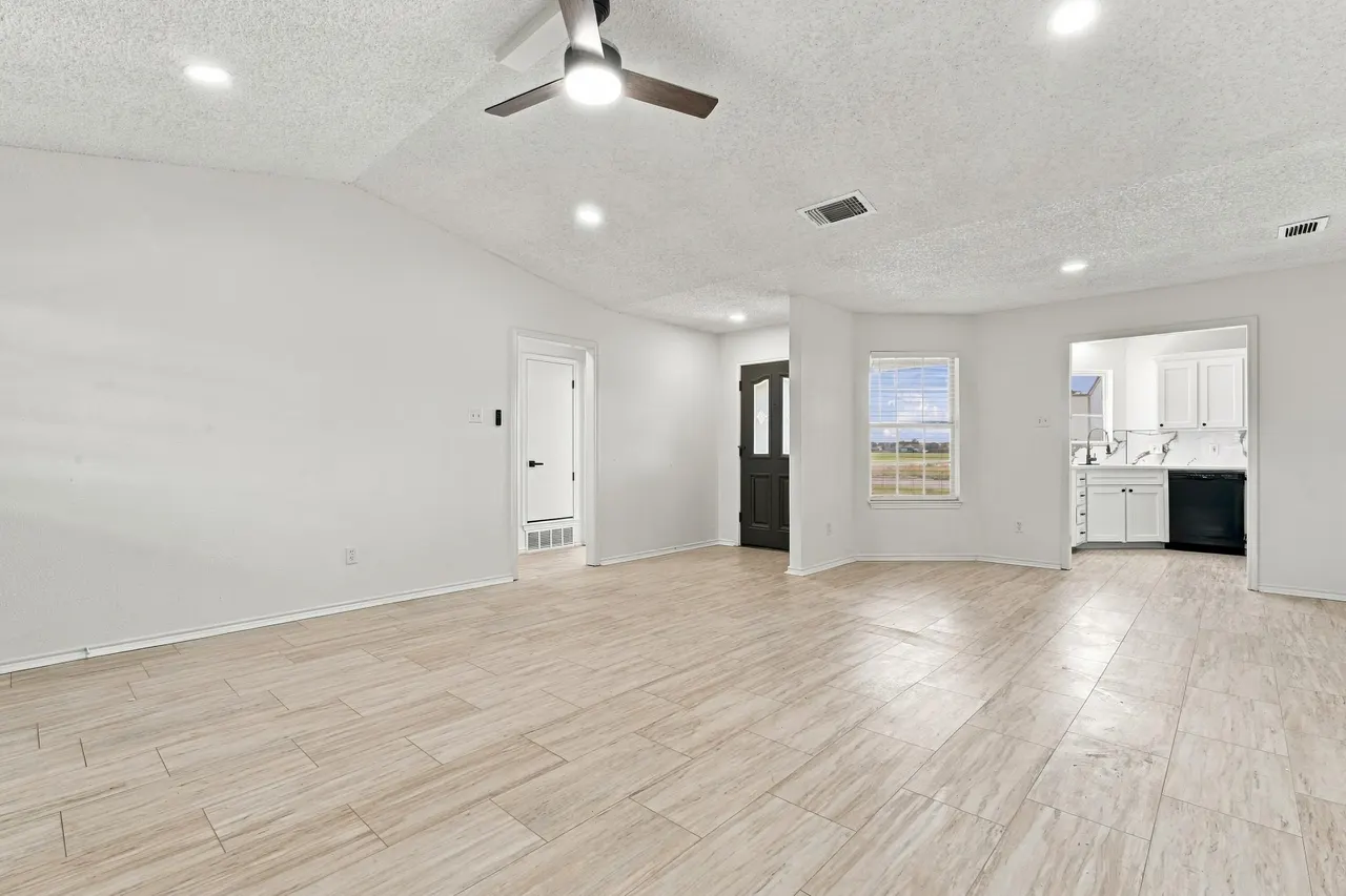Photo 7 — 5724 Cornell Street, Lubbock, TX 79416
