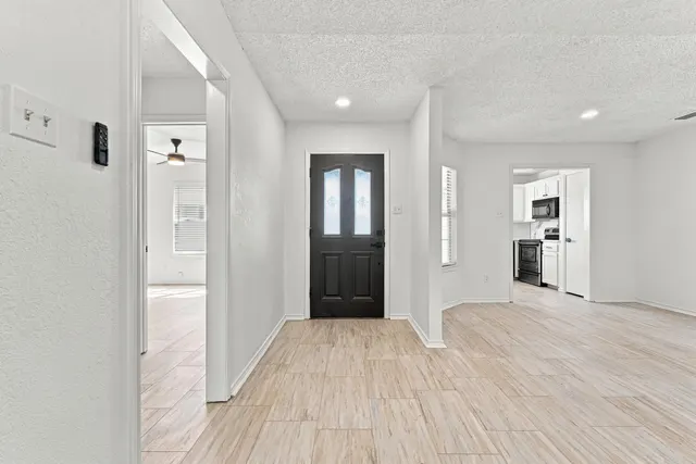 Photo 3 — 5724 Cornell Street, Lubbock, TX 79416