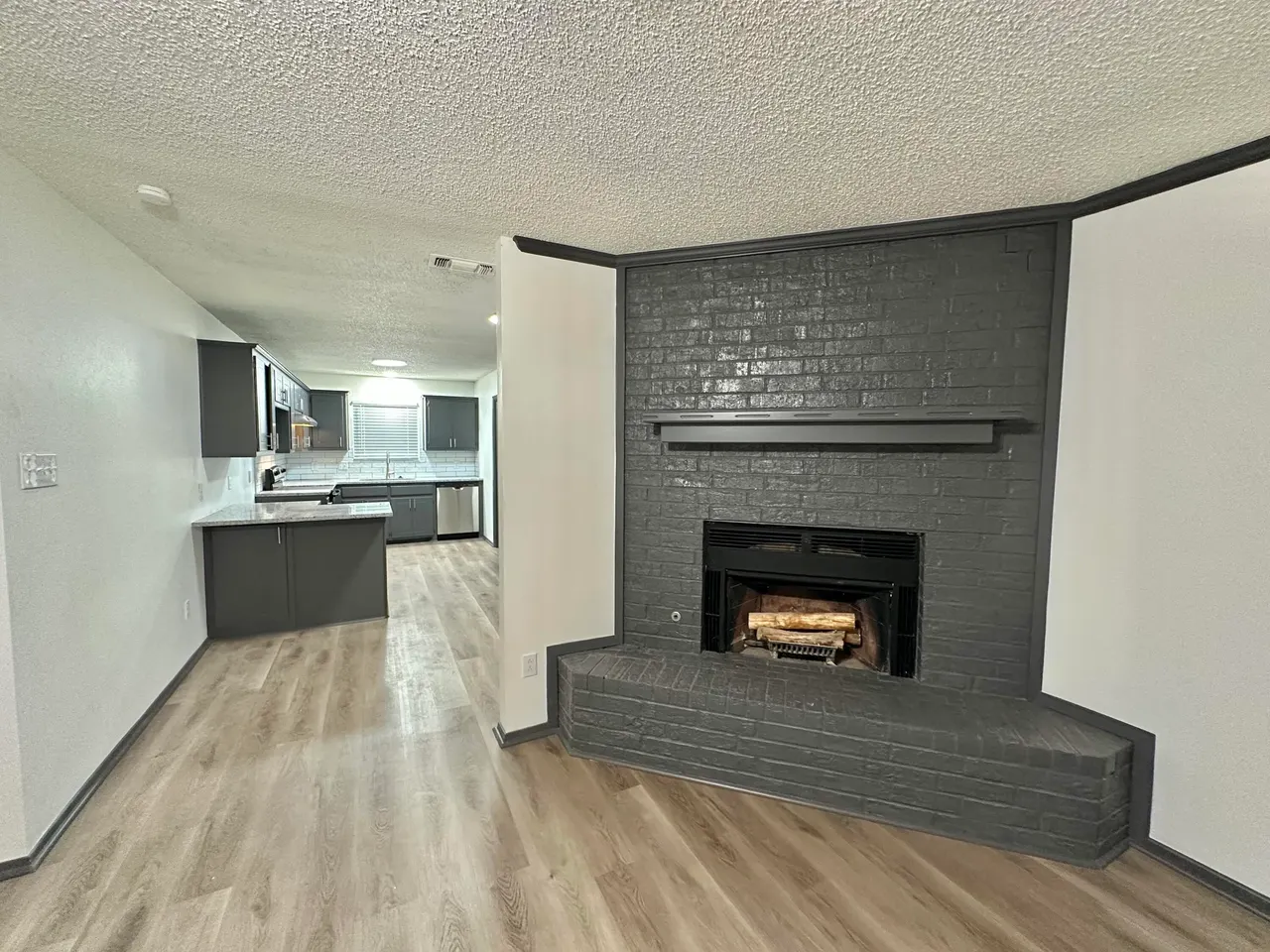 Photo 4 — 7410 Avenue W Unit A, Lubbock, TX 79423