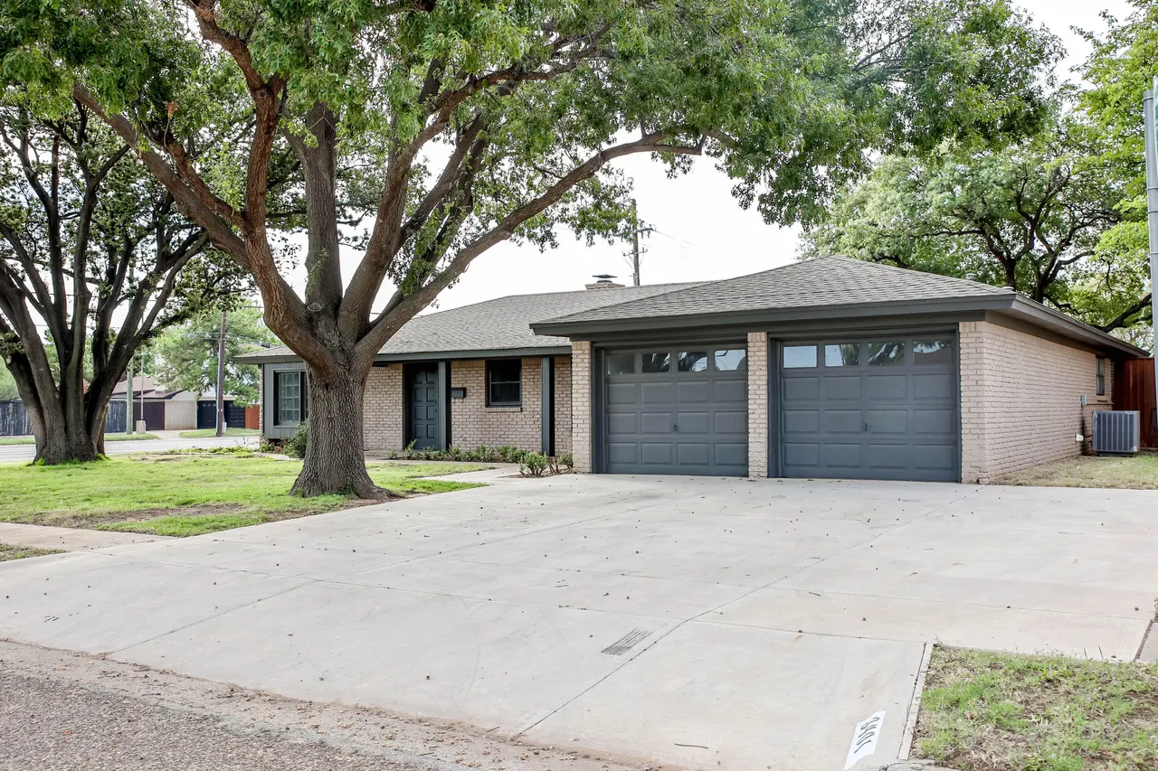 Photo 5 — 3401 76th Street, Lubbock, TX 79423
