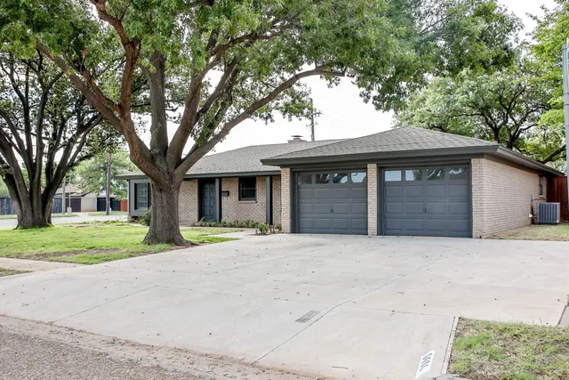 Photo 5 — 3401 76th Street, Lubbock, TX 79423