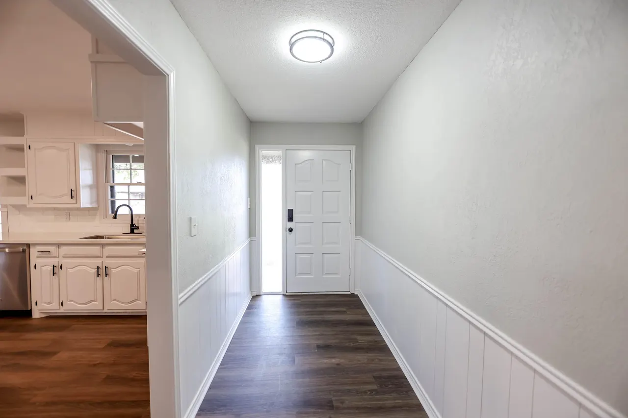 Photo 7 — 3401 76th Street, Lubbock, TX 79423