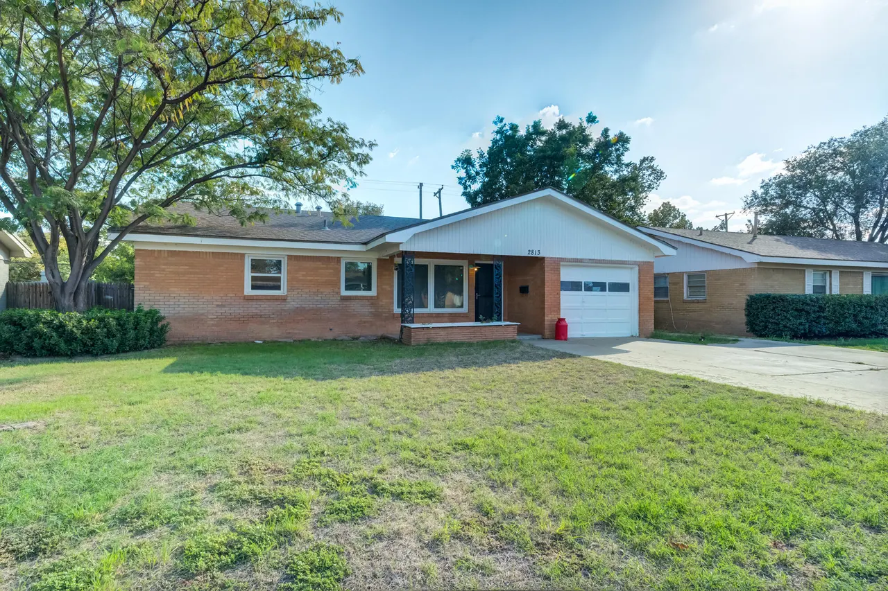 Photo 2 — 2813 63rd Street, Lubbock, TX 79413