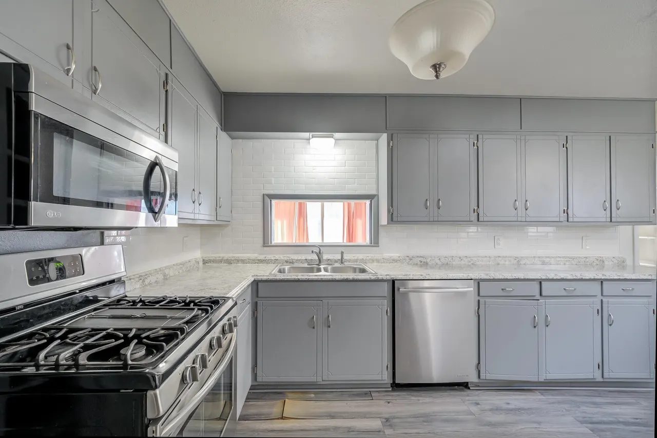 Photo 18 — 2813 63rd Street, Lubbock, TX 79413