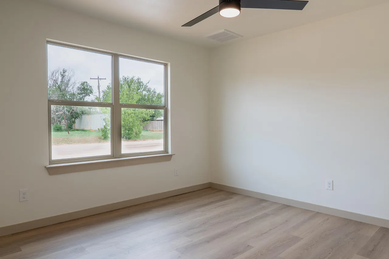 Photo 19 — 2028 N 5th Street, Tahoka, TX 79373