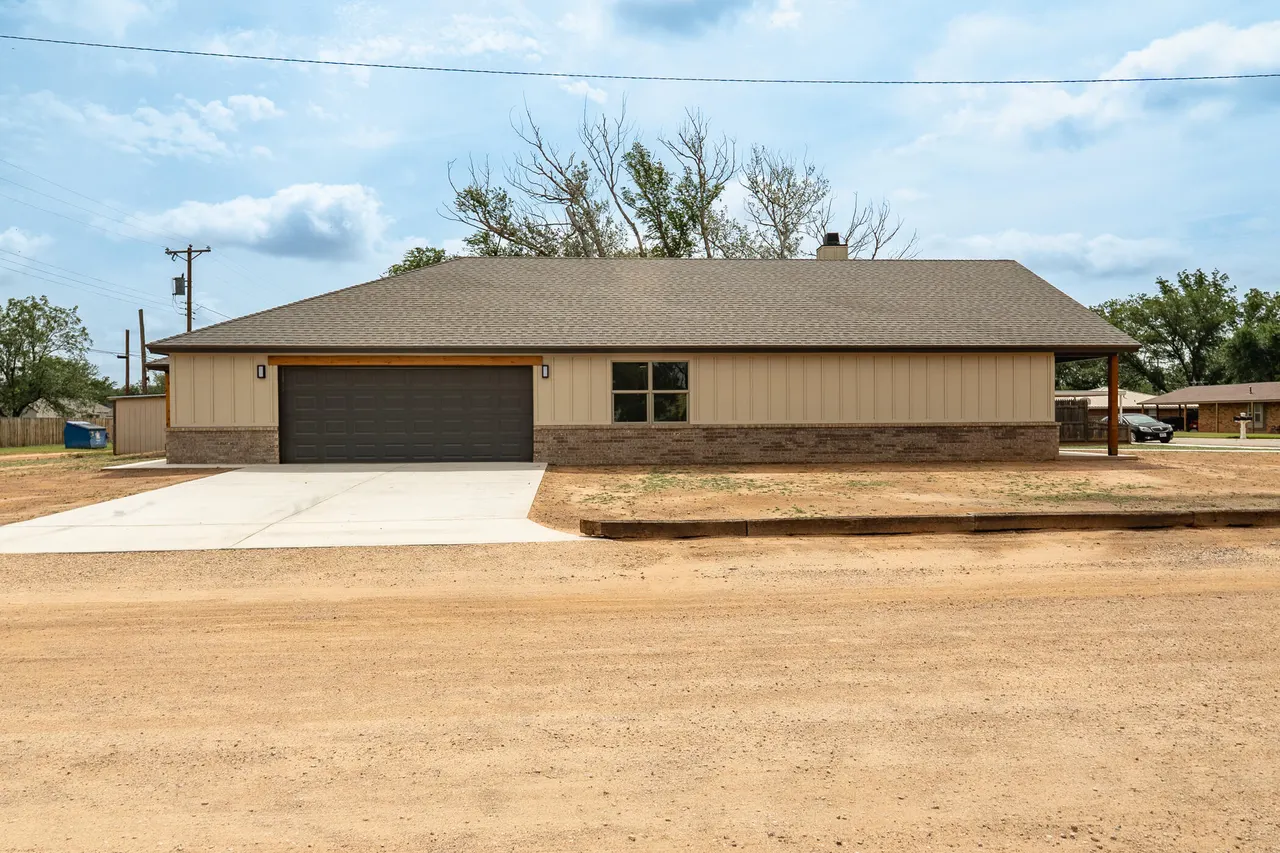 Photo 26 — 2028 N 5th Street, Tahoka, TX 79373