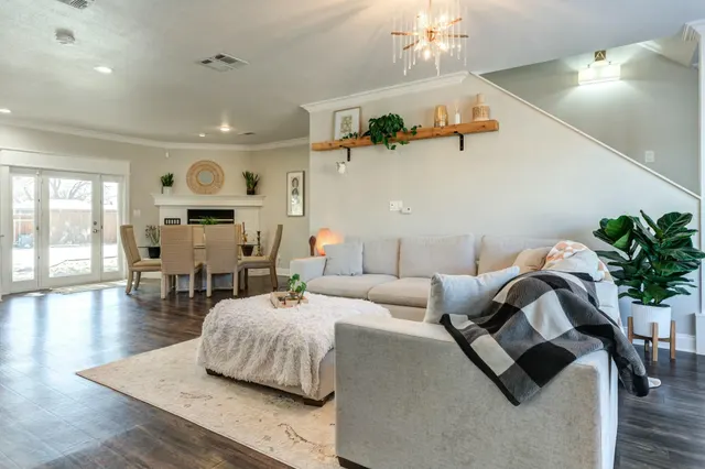Photo 6 — 3219 22nd Street, Lubbock, TX 79410