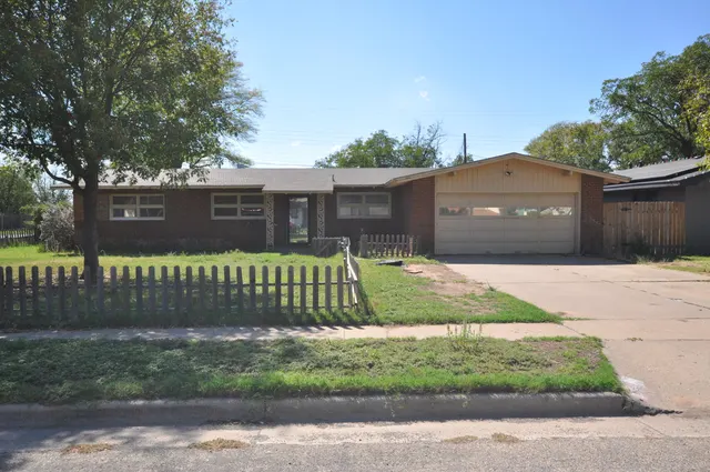 Photo 2 — 2701 61st Street, Lubbock, TX 79413