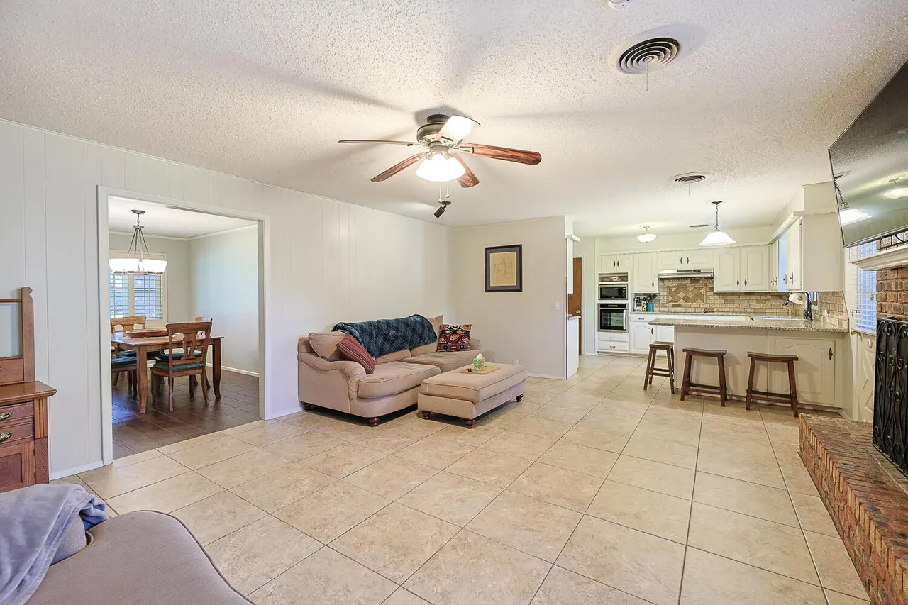 Photo 20 — 3810 56th Street, Lubbock, TX 79413