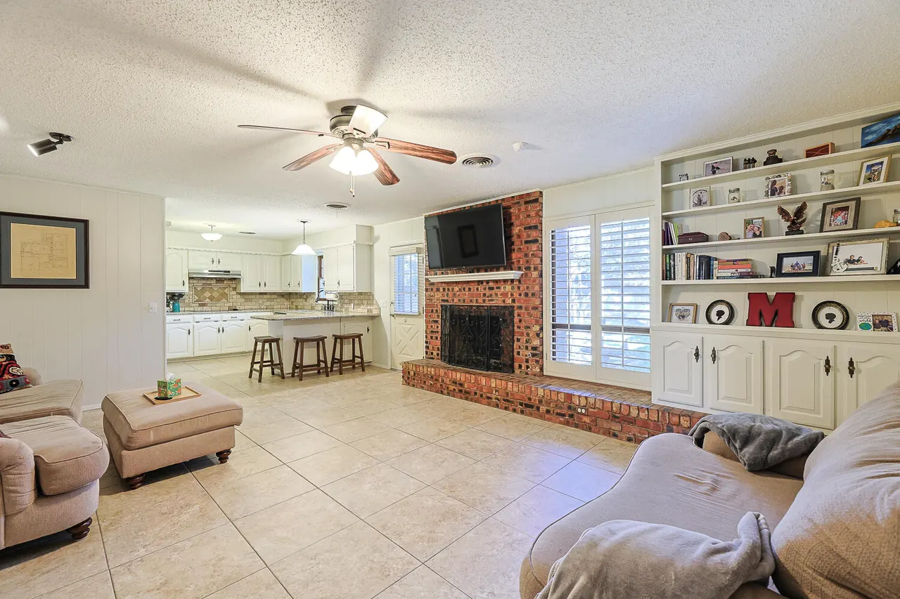Photo 22 — 3810 56th Street, Lubbock, TX 79413