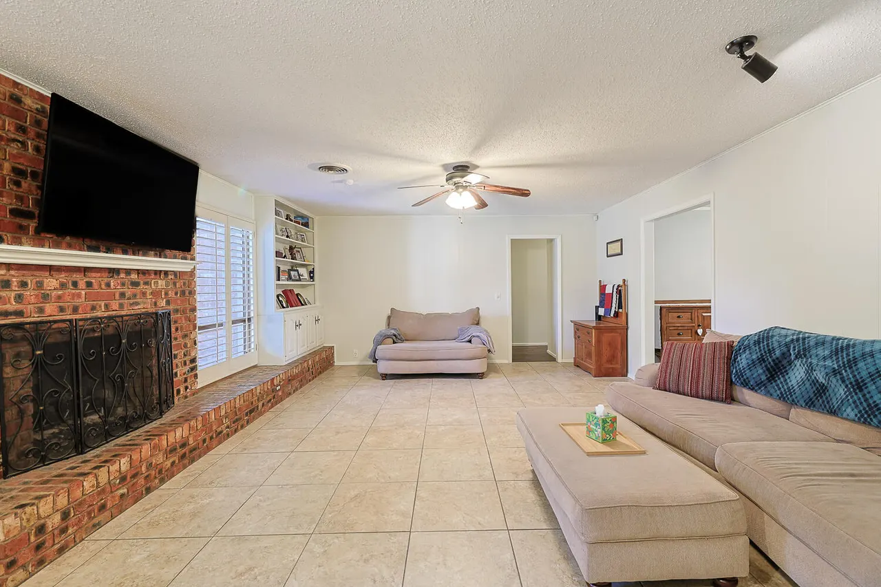 Photo 26 — 3810 56th Street, Lubbock, TX 79413