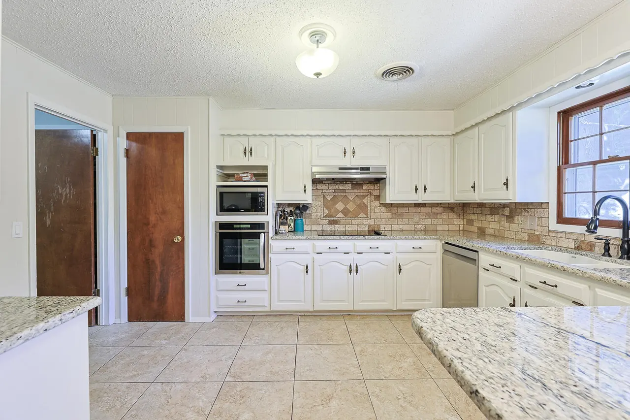 Photo 29 — 3810 56th Street, Lubbock, TX 79413