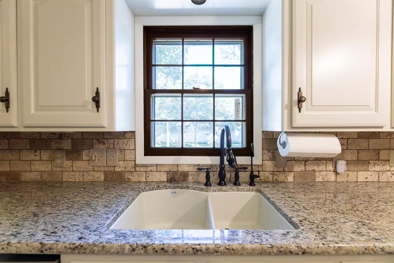 Photo 34 — 3810 56th Street, Lubbock, TX 79413