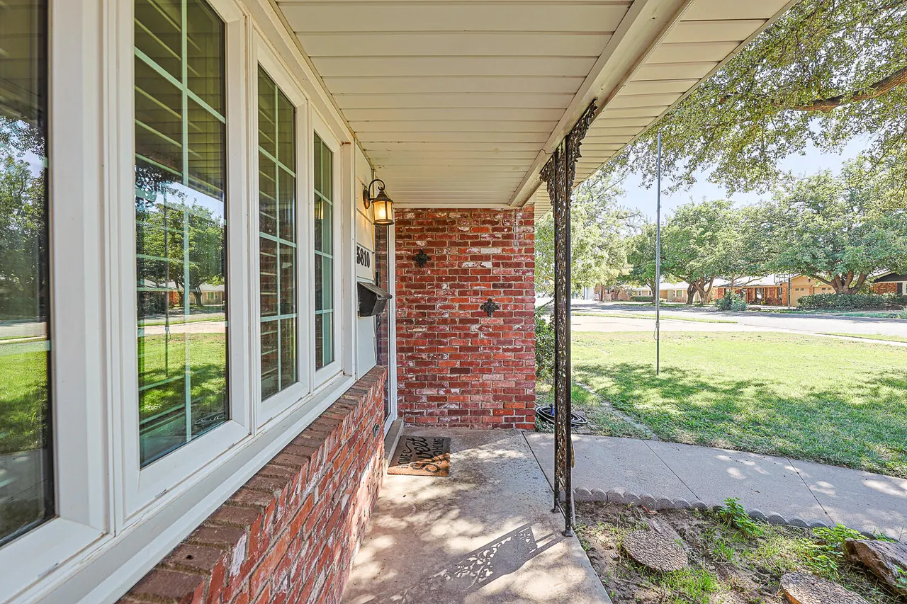 Photo 10 — 3810 56th Street, Lubbock, TX 79413