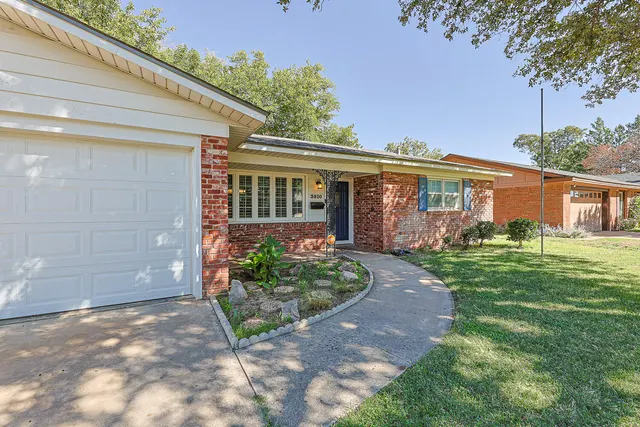 Photo 7 — 3810 56th Street, Lubbock, TX 79413