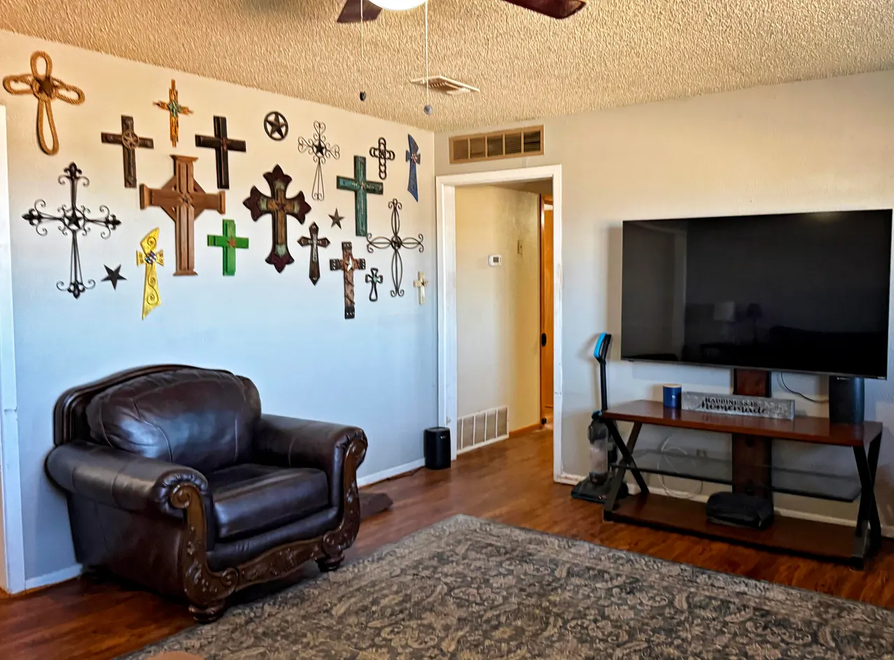 Photo 4 — 1001 W 15th Street, Post, TX 79356