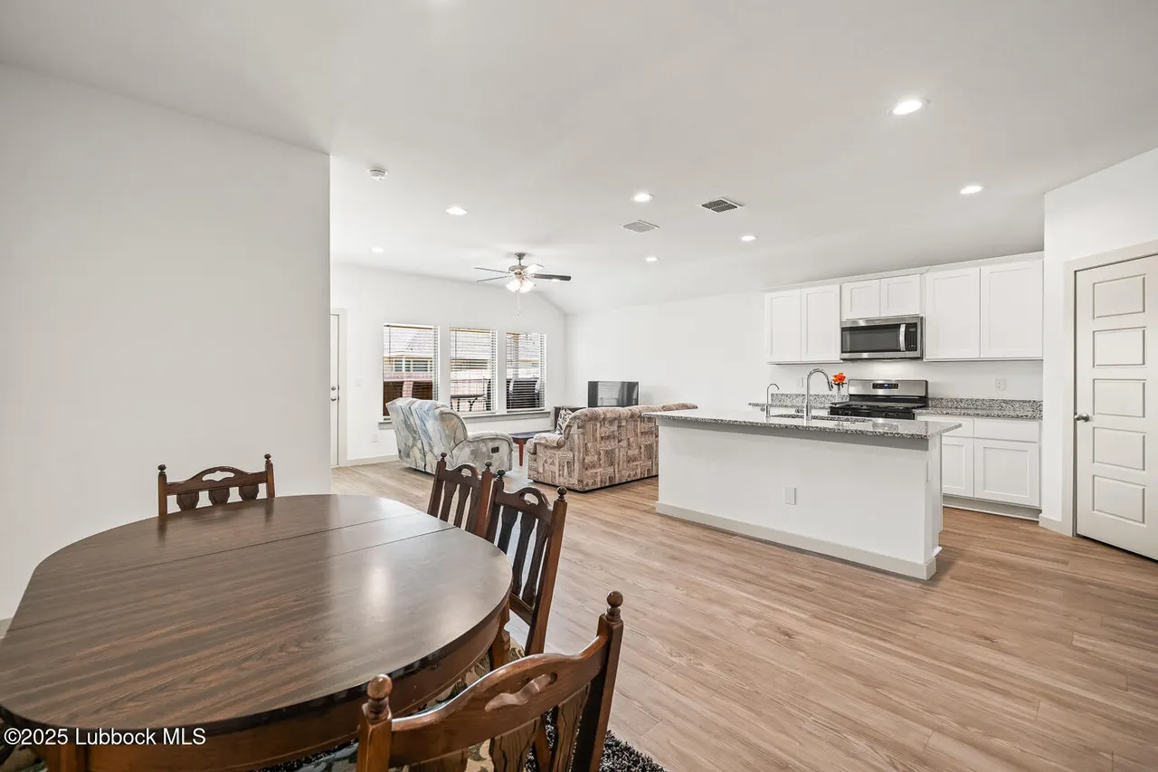 Photo 8 — 7315 8th Street, Lubbock, TX 79416