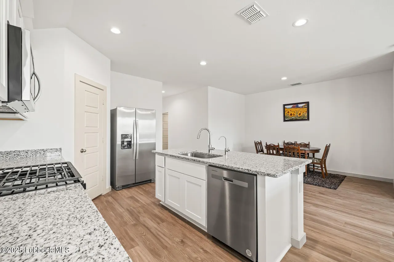 Photo 11 — 7315 8th Street, Lubbock, TX 79416