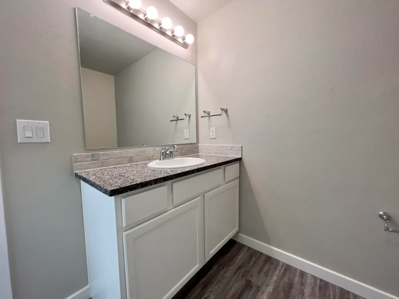 Photo 13 — 3212 Aberdeen Avenue, Wolfforth, TX 79382