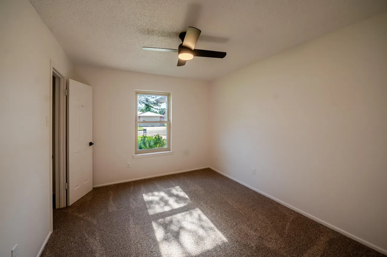 Photo 8 — 1007 Huron Avenue, Lubbock, TX 79416