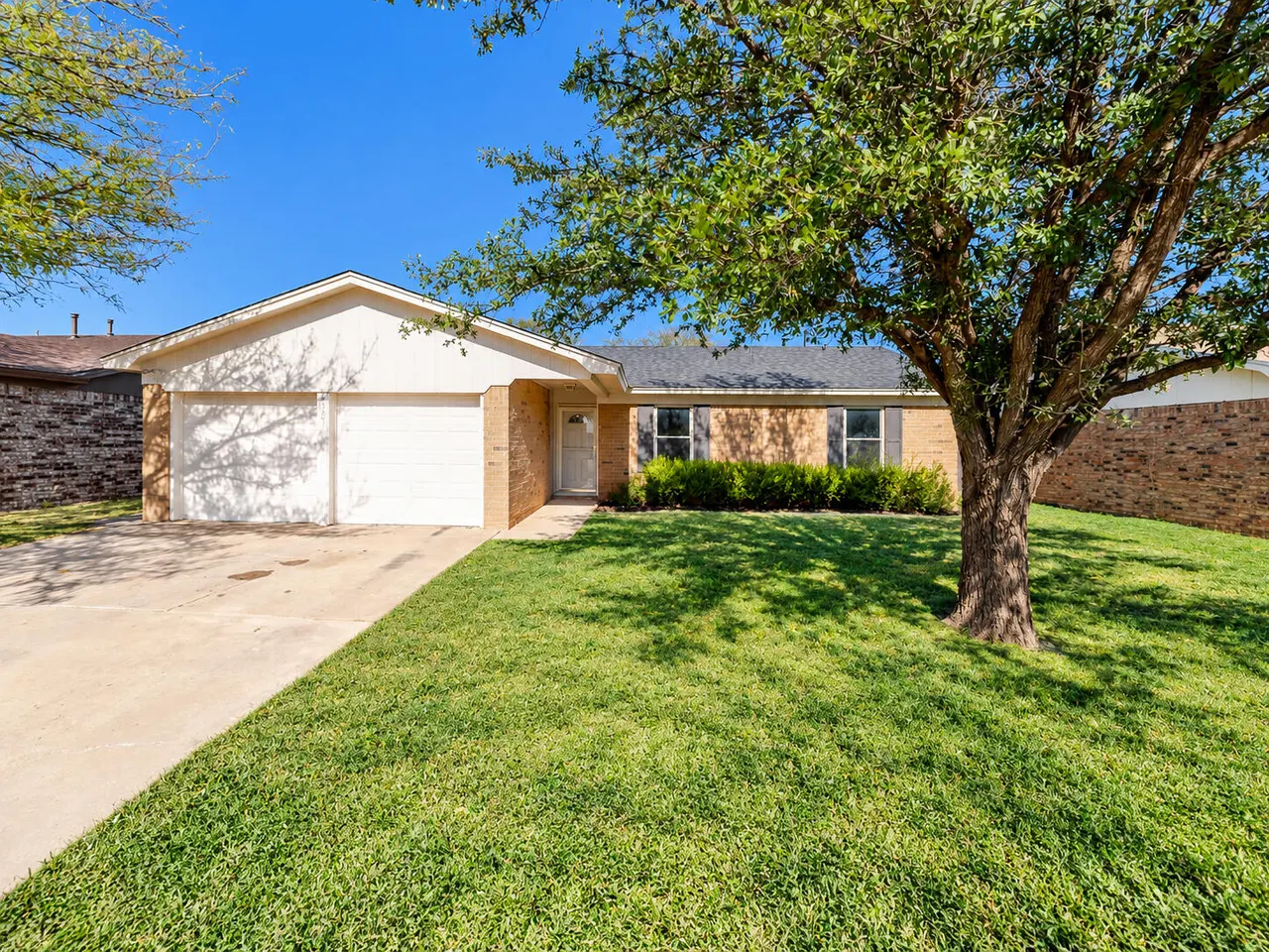 Front exterior — 1007 Huron Avenue, Lubbock, TX 79416