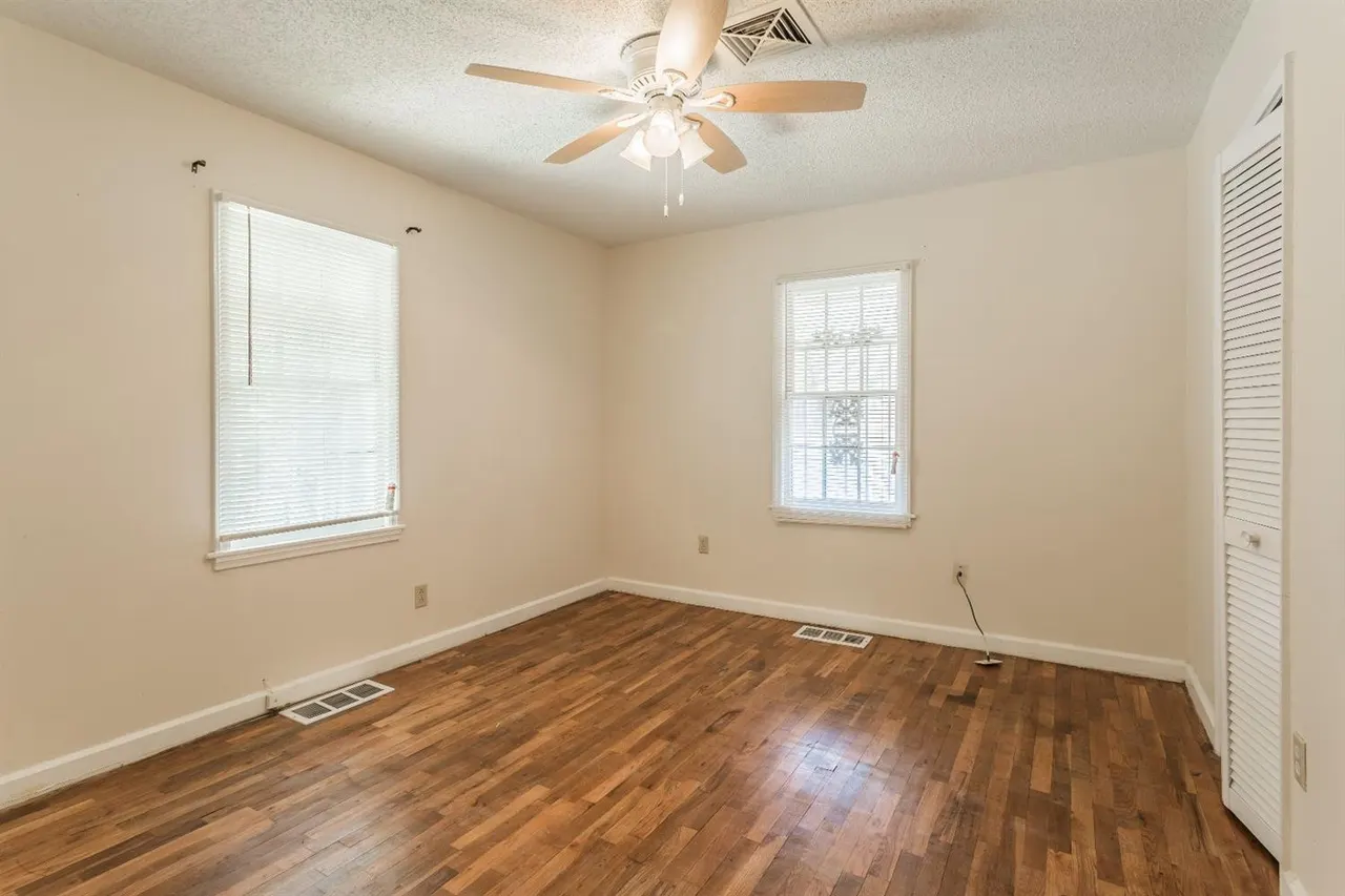 Photo 6 — 2820 25th Street A, Lubbock, TX 79410