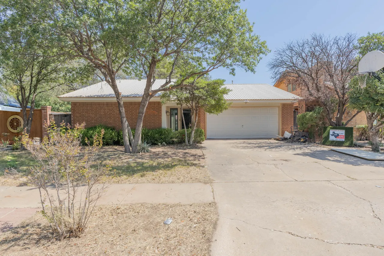 Front exterior — 7705 Dixon Avenue, Lubbock, TX 79423