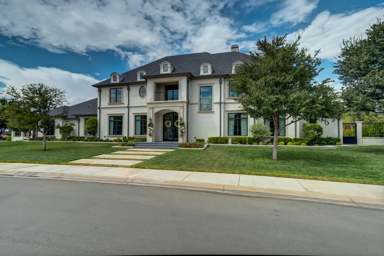 Photo 9 — 4716 111th Drive, Lubbock, TX 79424